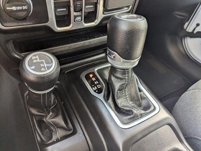 2025 Jeep Wrangler 4-Door Summit 4x4