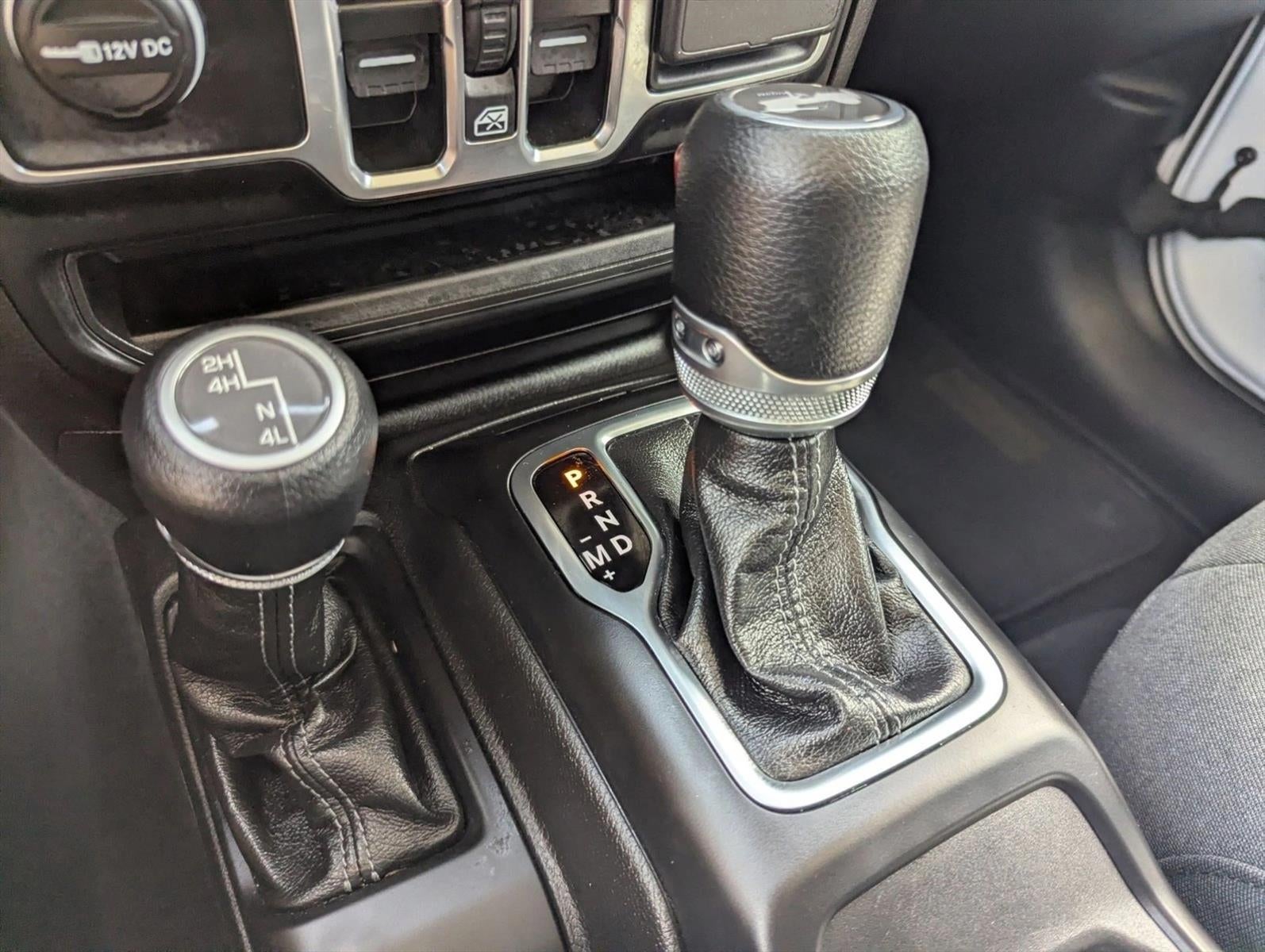 2025 Jeep Wrangler 4-Door Summit 4x4