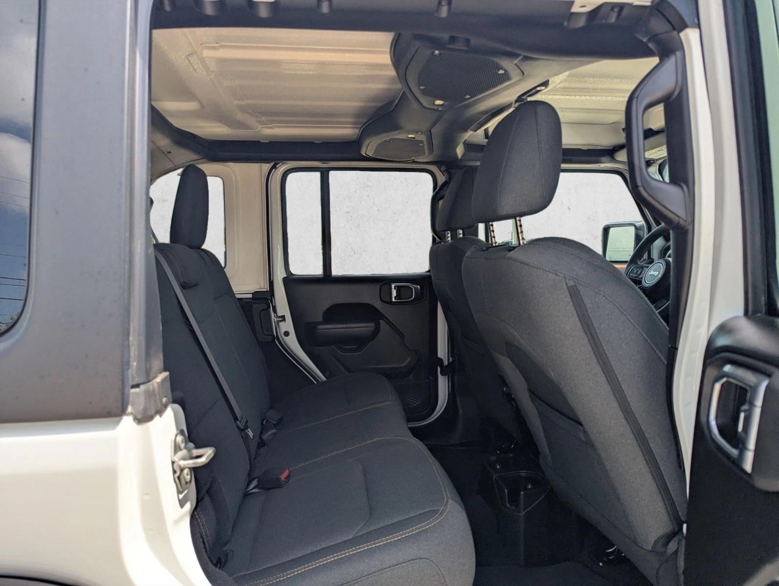 2025 Jeep Wrangler 4-Door Summit 4x4