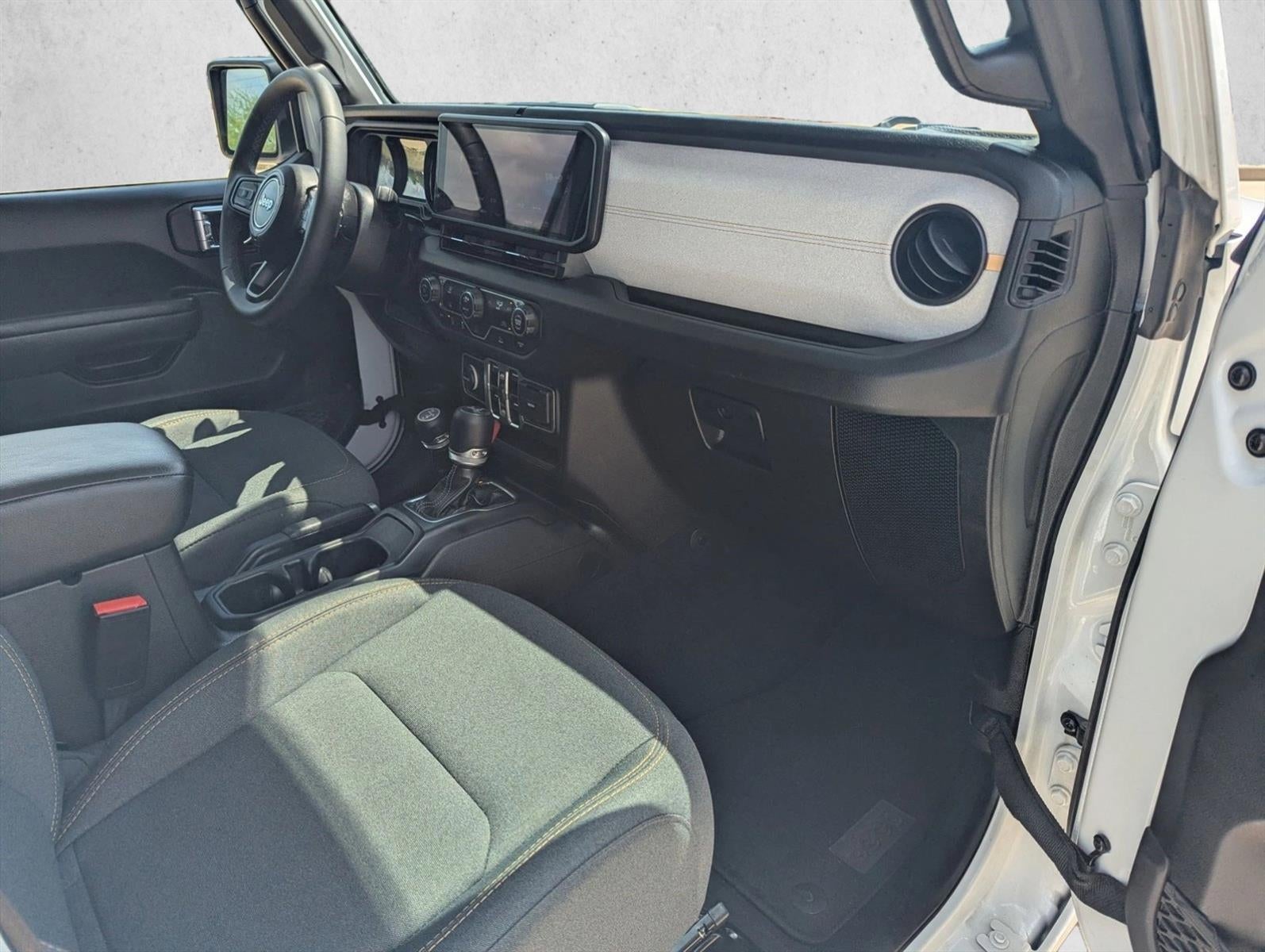 2025 Jeep Wrangler 4-Door Summit 4x4