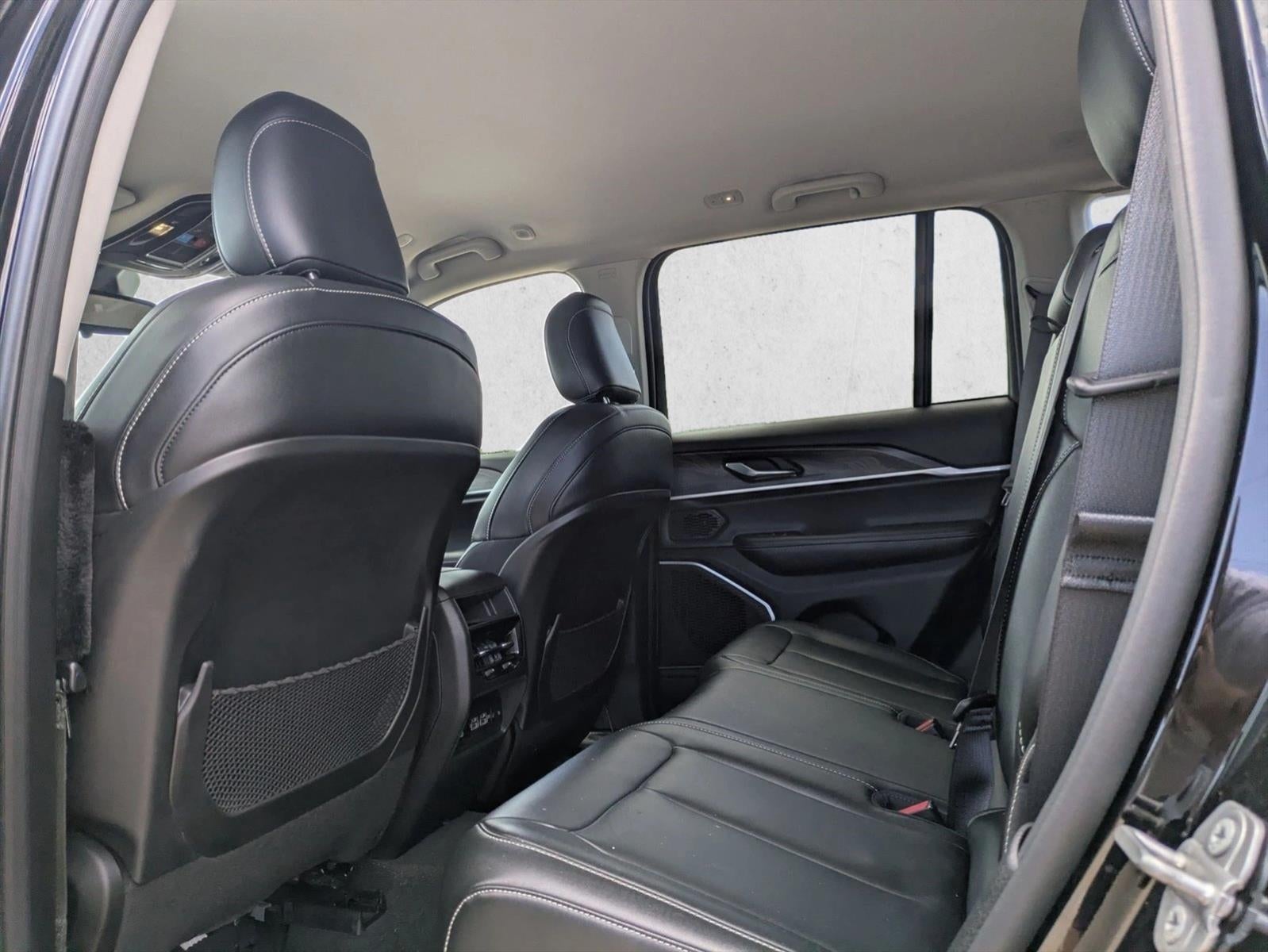 2022 Jeep Grand Cherokee Limited 4x2