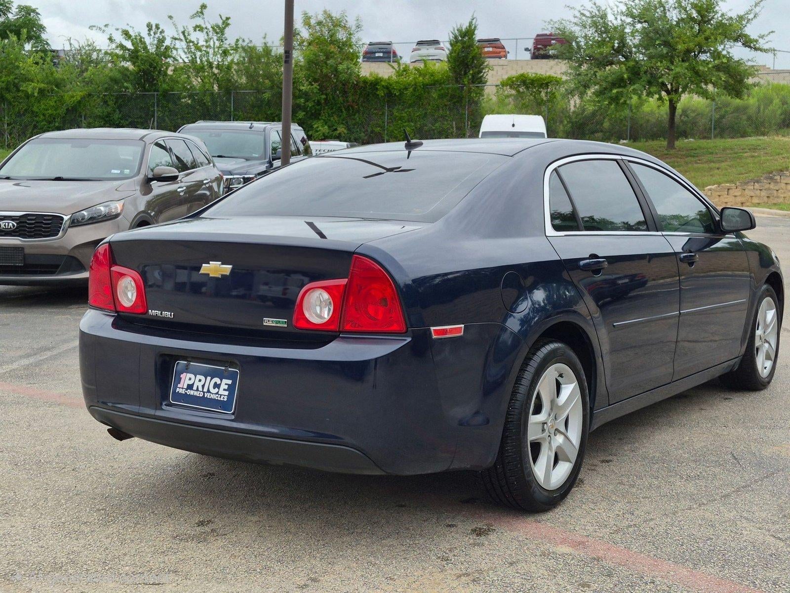 2011 Chevrolet Malibu LS w/1FL