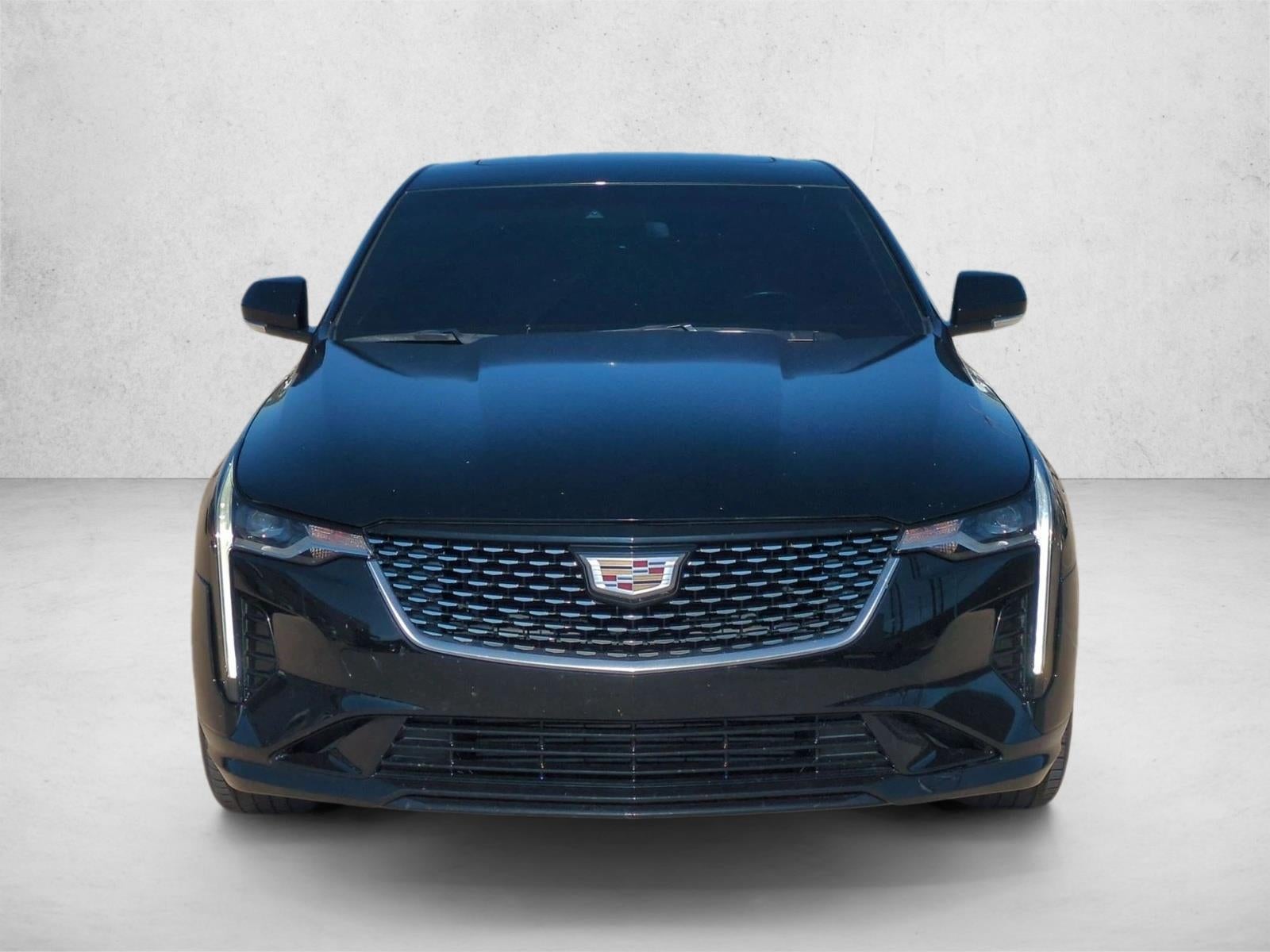 2023 Cadillac CT4 Luxury
