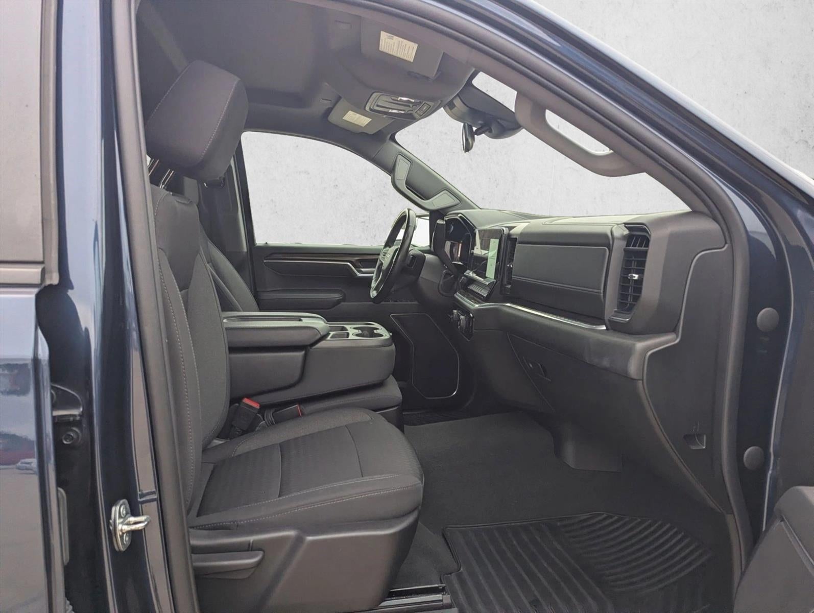 2022 Chevrolet Silverado 1500 LT (2FL)