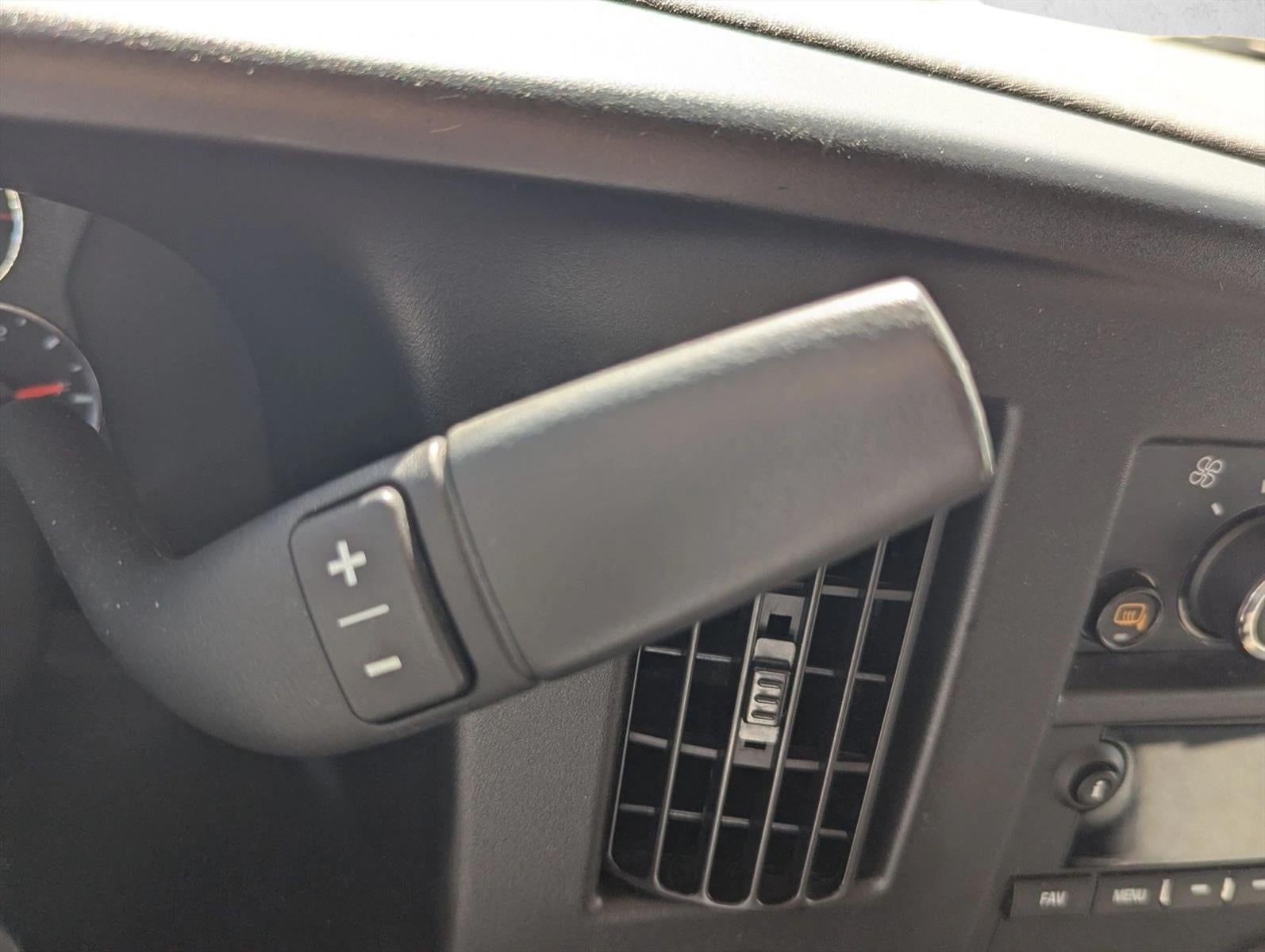 2023 GMC Savana Passenger 3500 LS