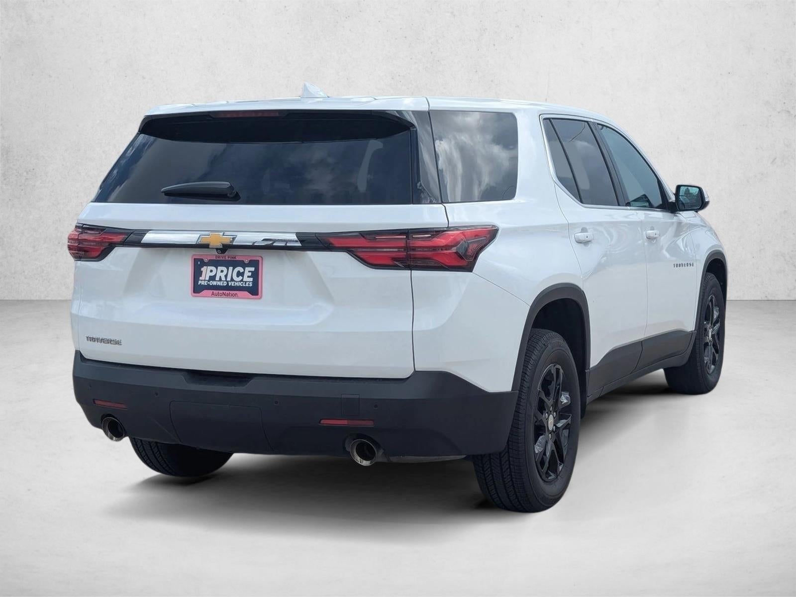 2023 Chevrolet Traverse LS