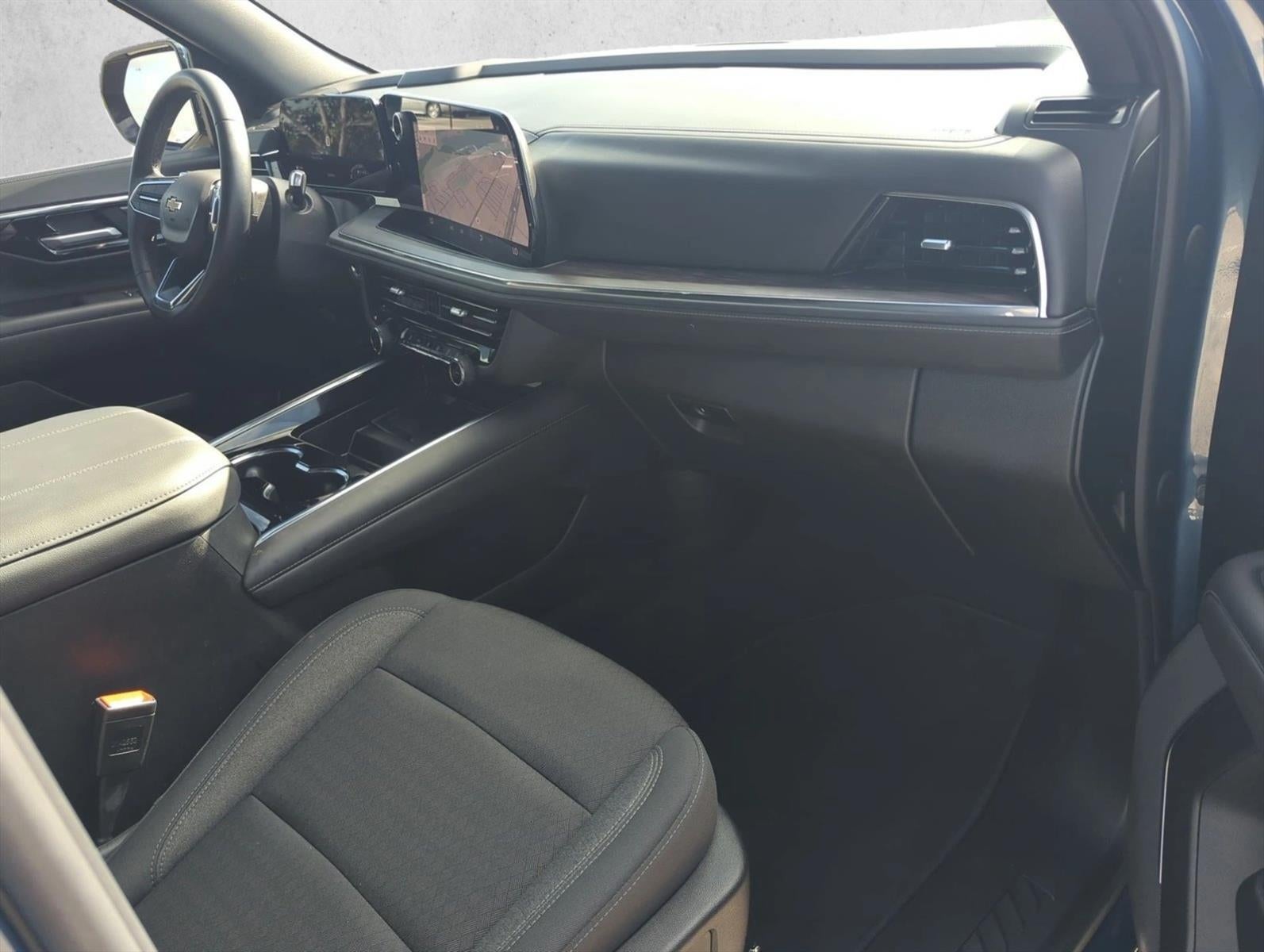 2025 Chevrolet Tahoe LS