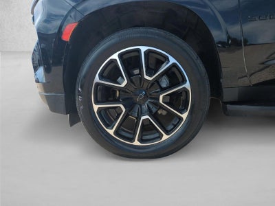 2023 Chevrolet Suburban RST