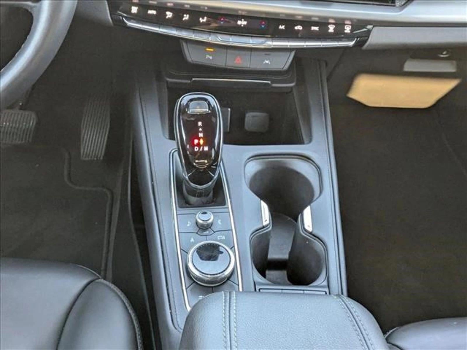 2025 Cadillac XT4 Premium Luxury