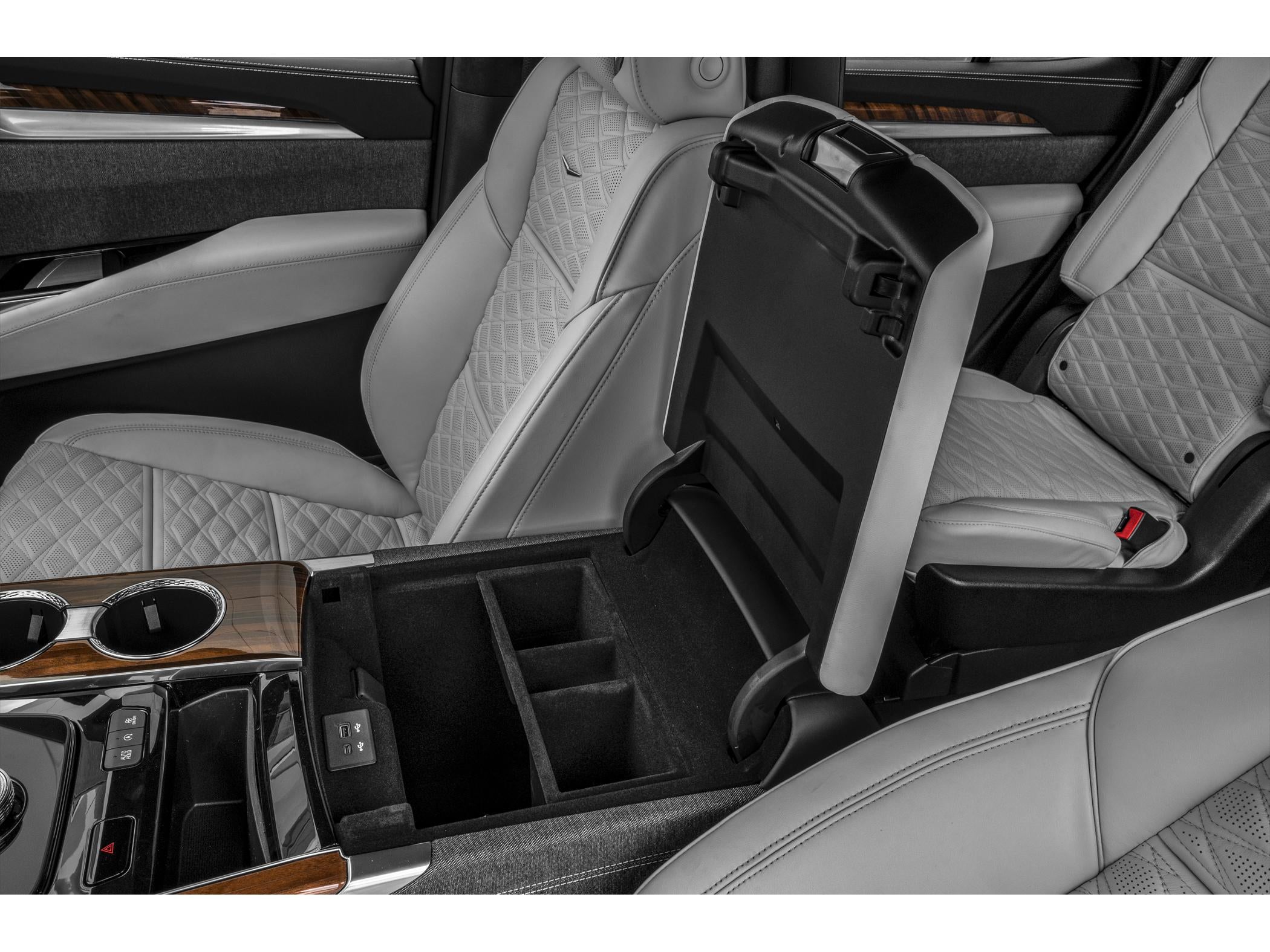 2027 Cadillac Escalade Platinum Luxury