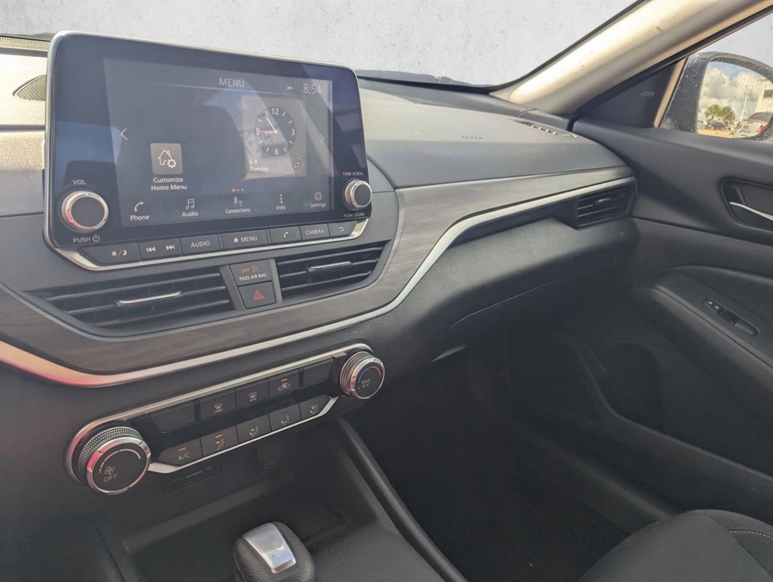 2025 Nissan Altima SV FWD