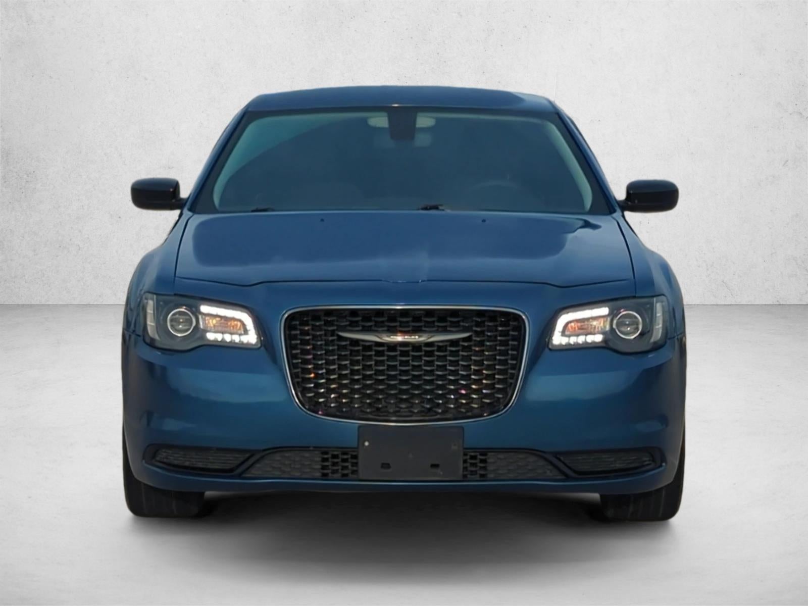 2023 Chrysler 300 Touring