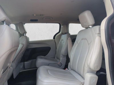 2021 Chrysler Voyager LXI