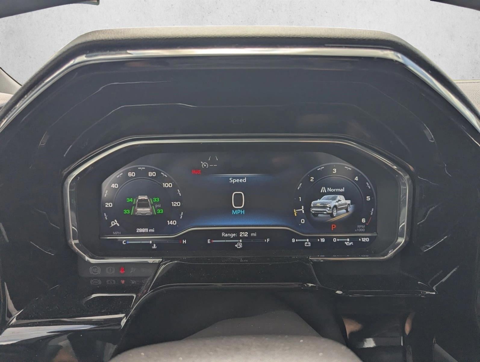2025 Chevrolet Silverado 1500 LT