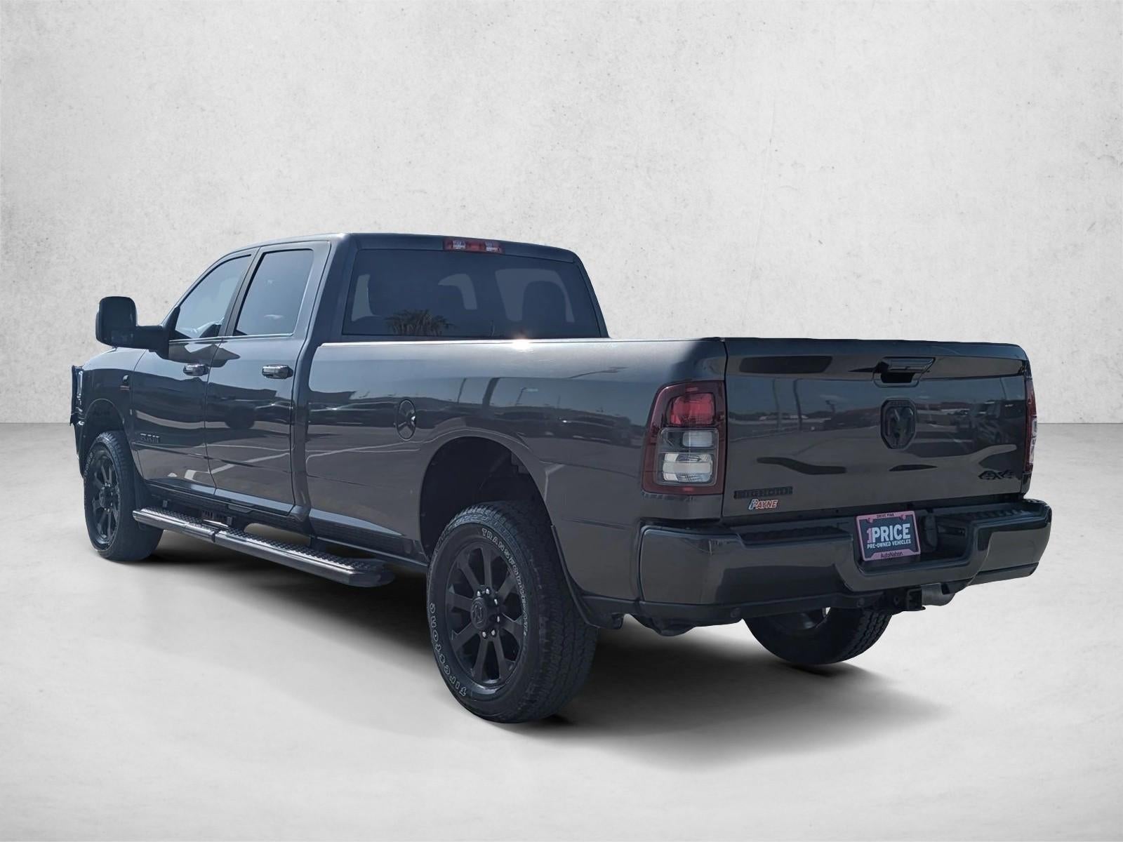 2024 RAM 3500 Big Horn Crew Cab 4x4 8' Box