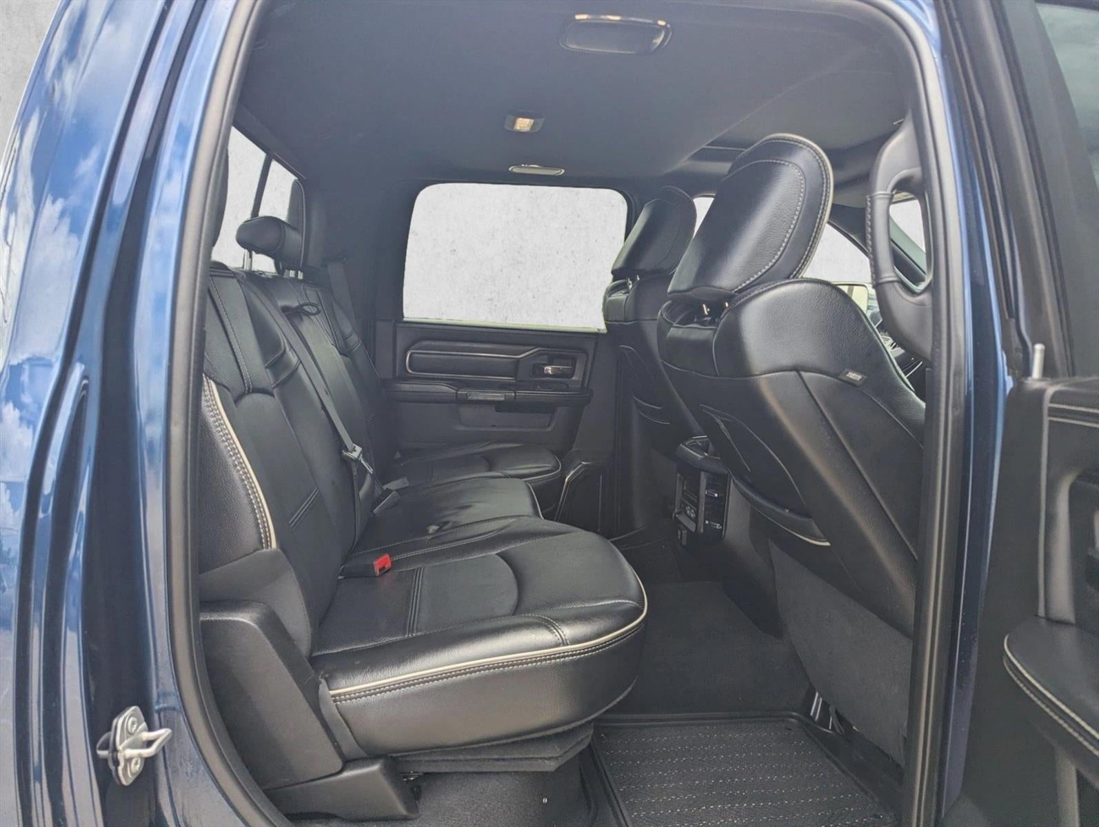 2022 RAM 2500 Limited Crew Cab 4x4 6'4" Box