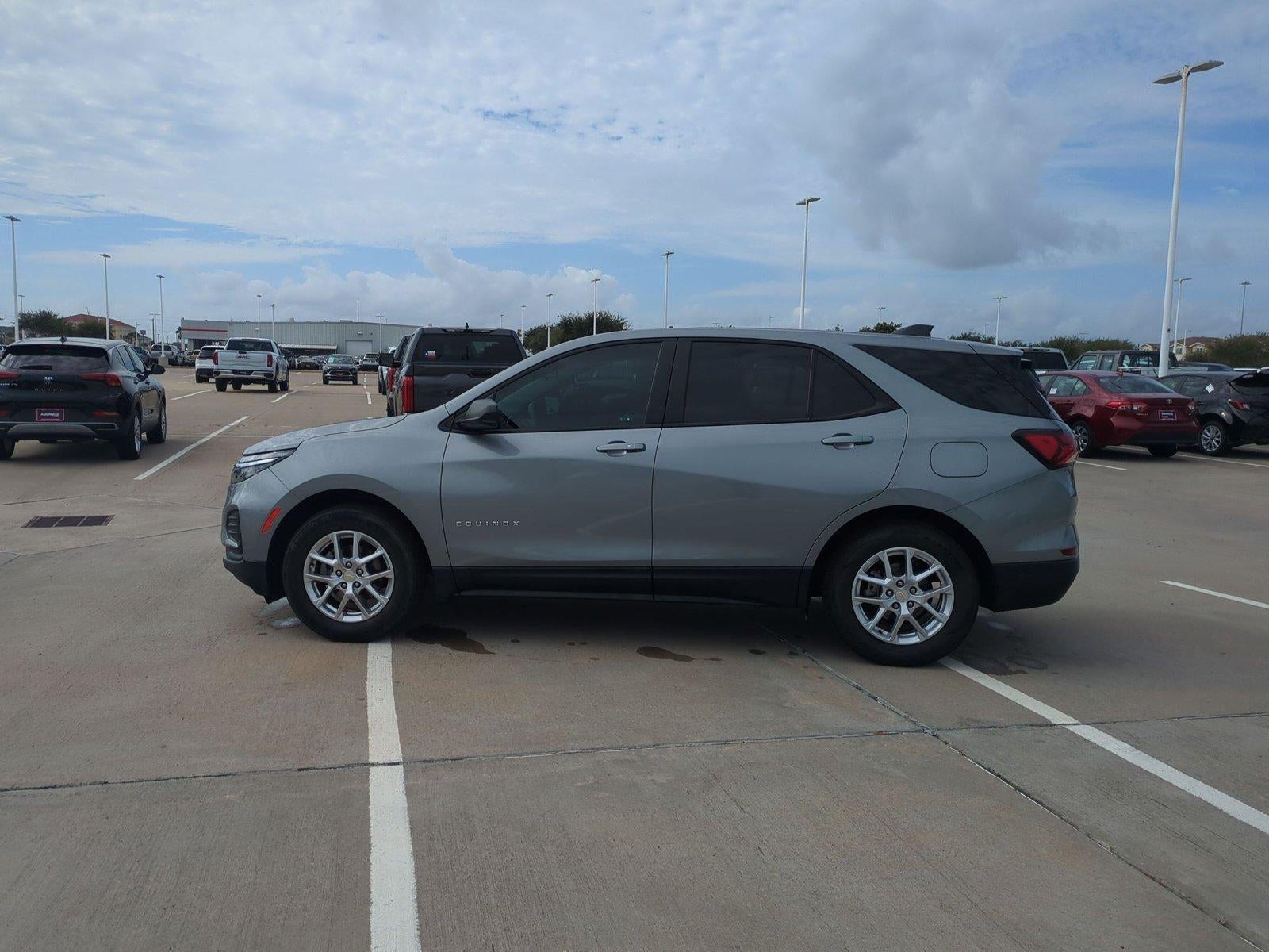 2023 Chevrolet Equinox LS
