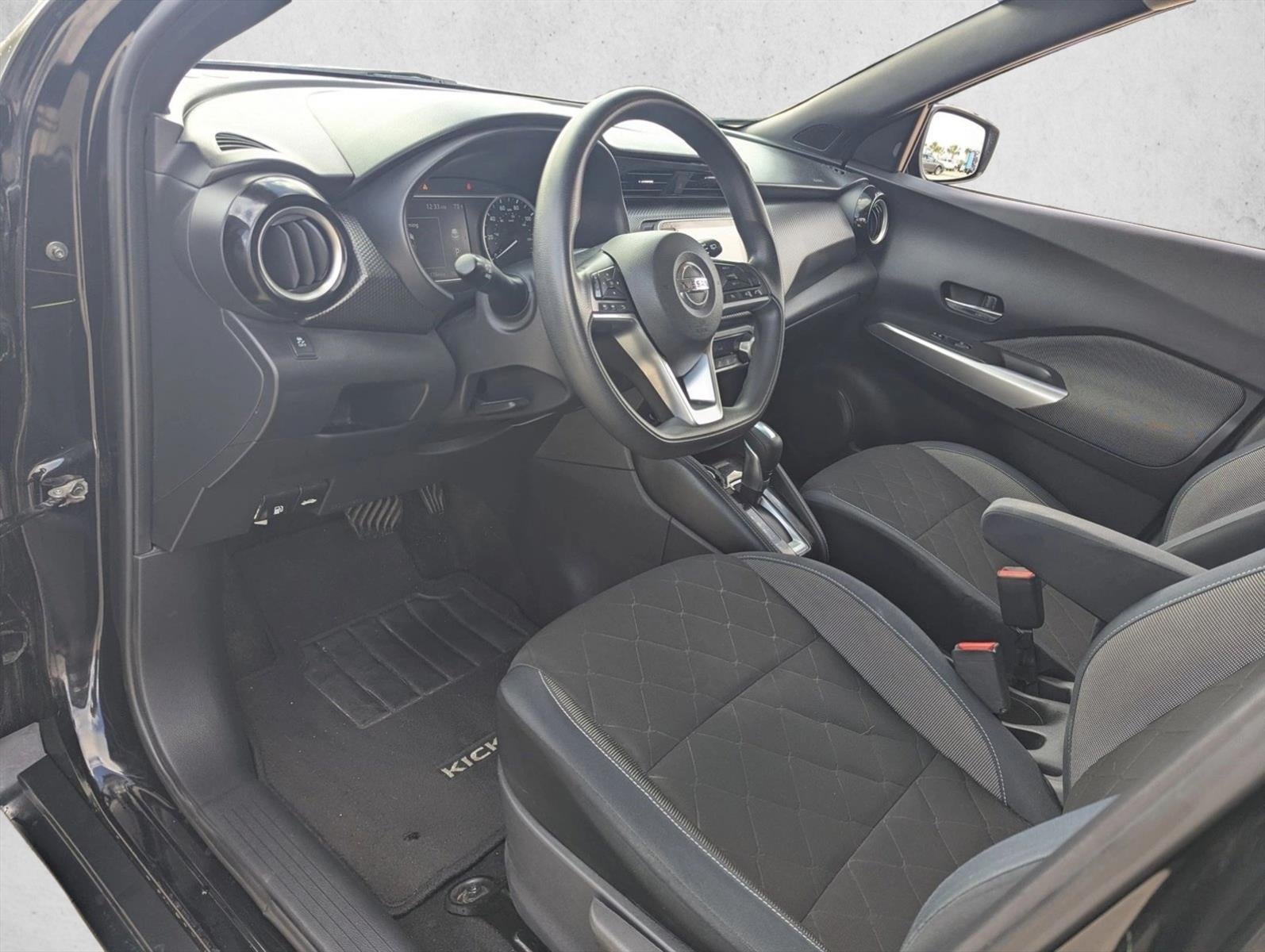 2018 Nissan Kicks SV