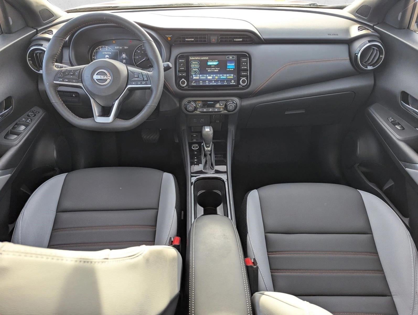 2023 Nissan Kicks SR