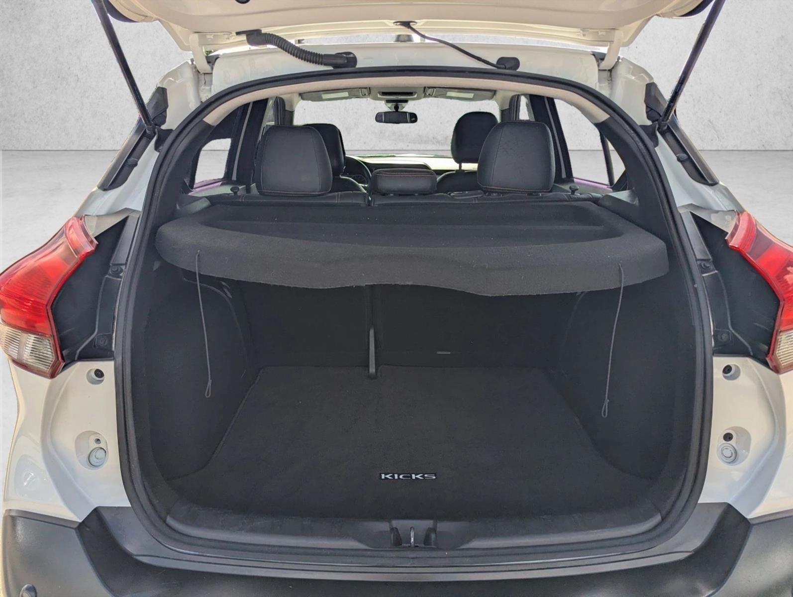 2020 Nissan Kicks SR Xtronic CVT