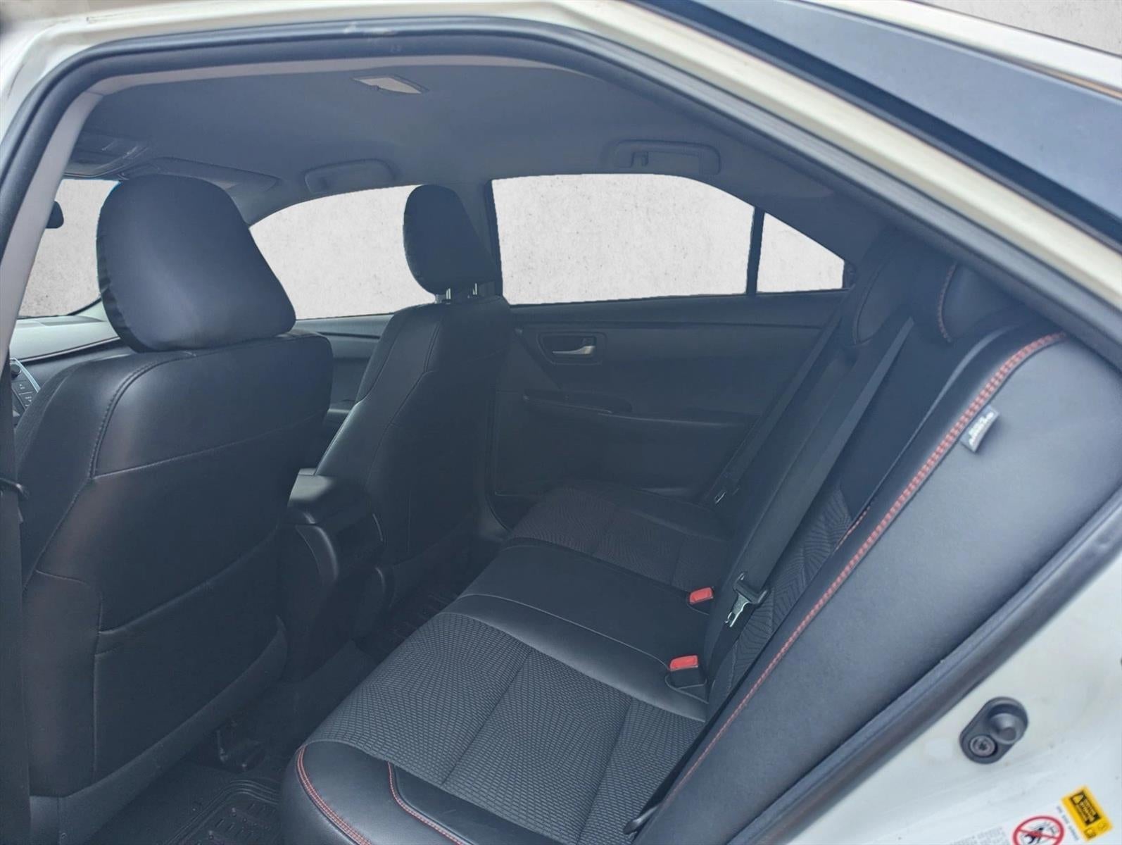2016 Toyota Camry SE