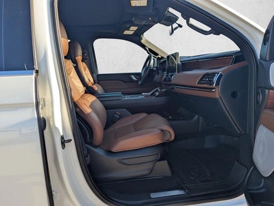 2023 Lincoln Navigator L Reserve