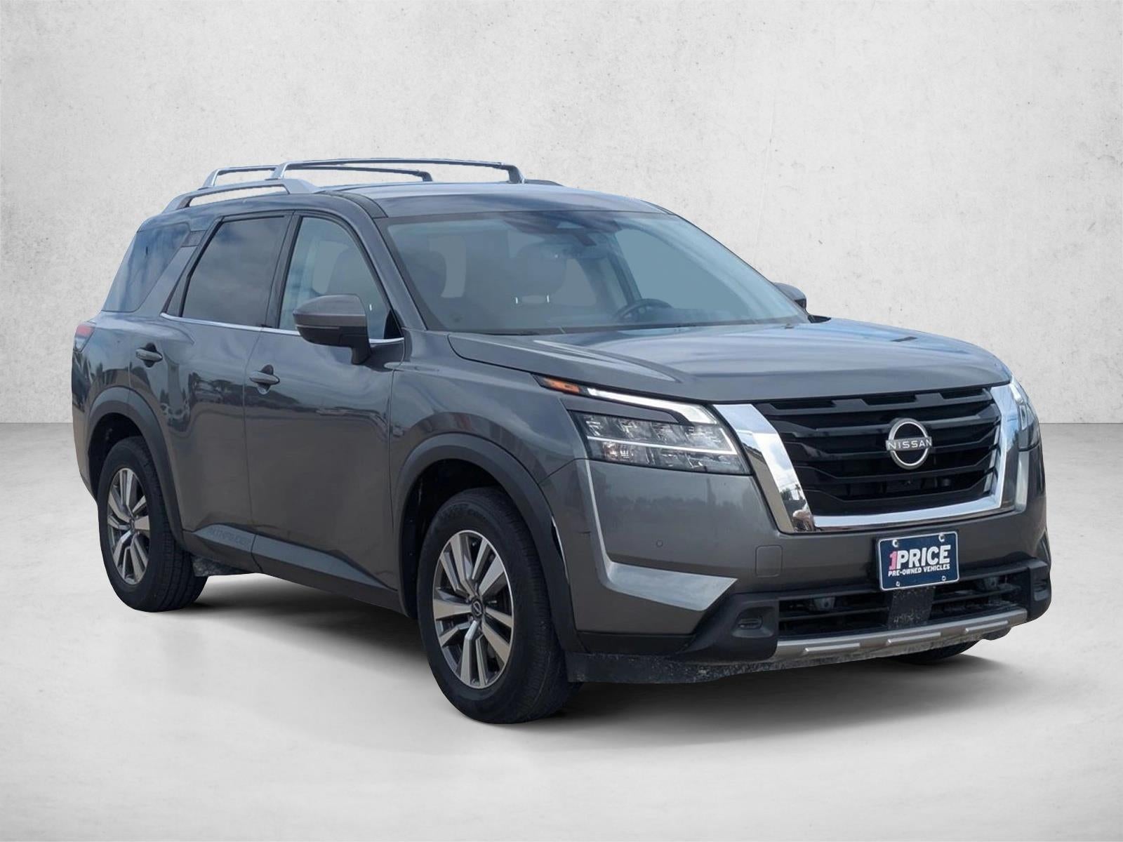2023 Nissan Pathfinder SL FWD