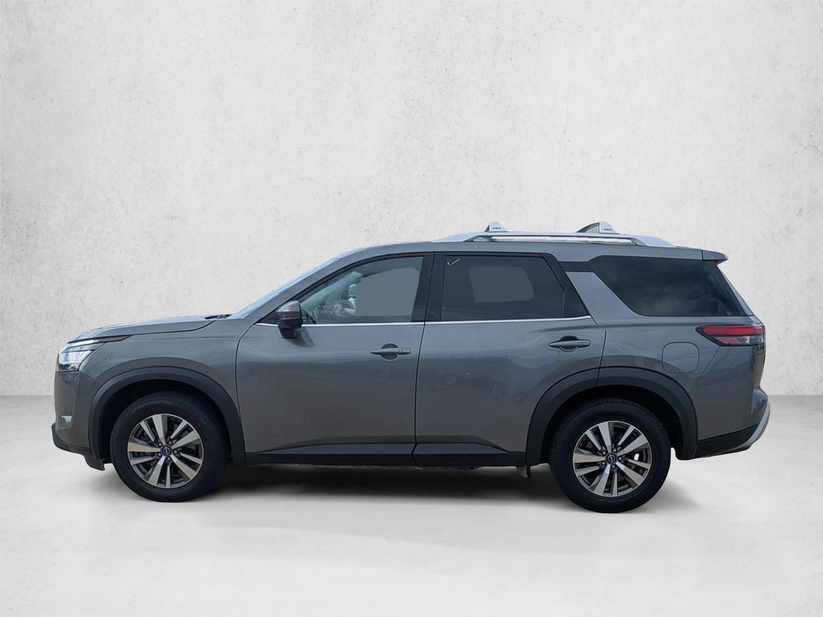2023 Nissan Pathfinder SL FWD