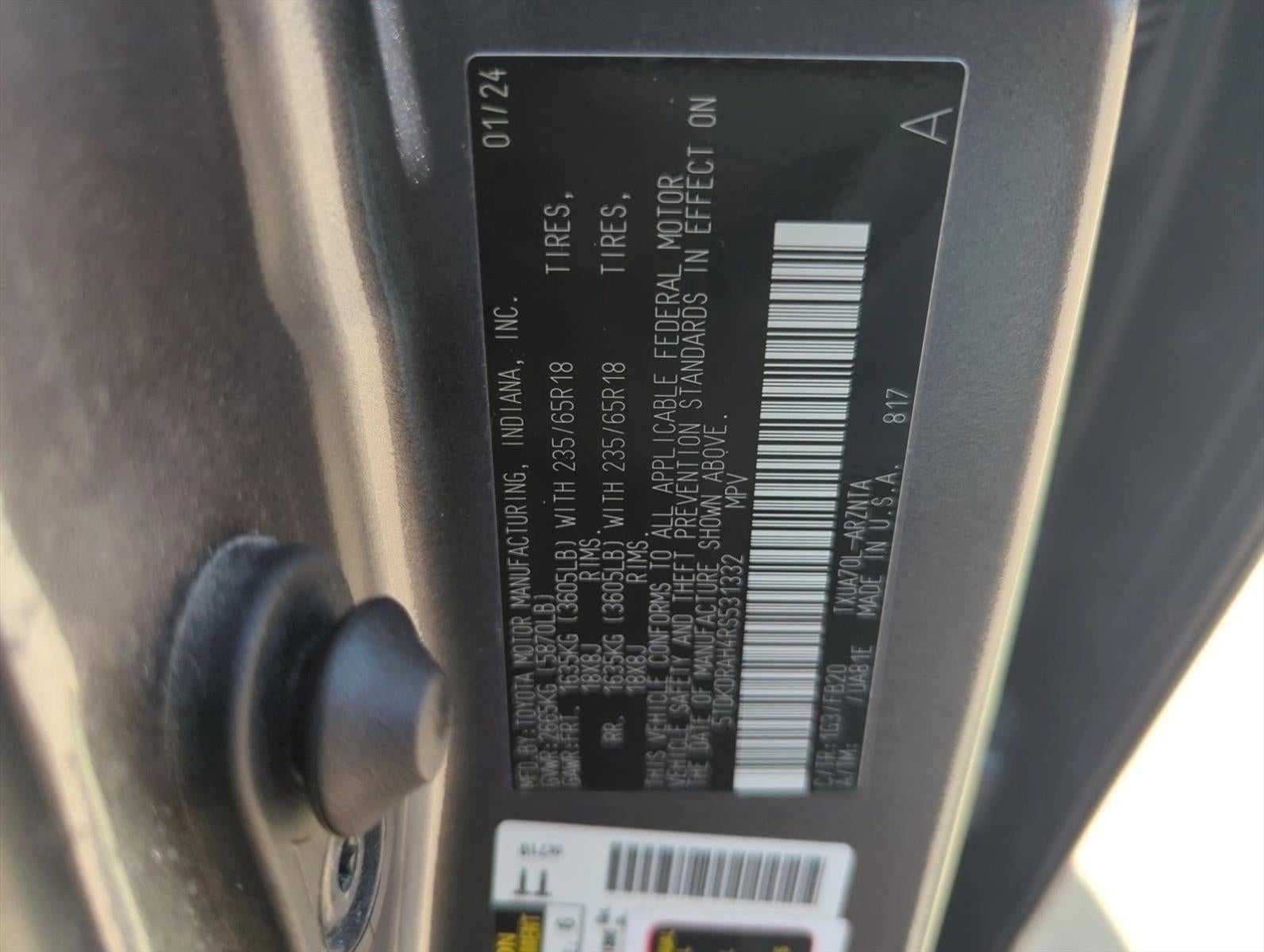 2024 Toyota Highlander LE