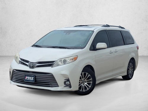 2019 Toyota Sienna XLE 8 Passenger