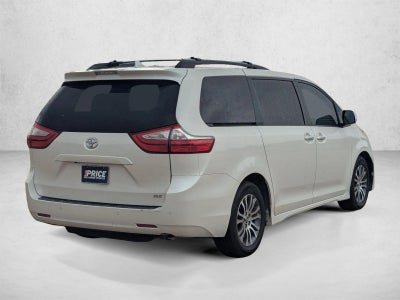 2019 Toyota Sienna XLE 8 Passenger
