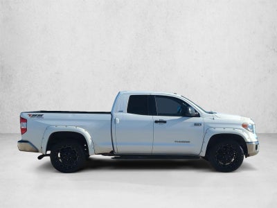 2015 Toyota Tundra 2WD Truck SR5