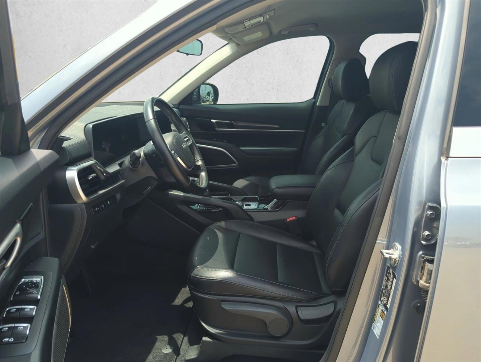 2023 Kia Telluride LX