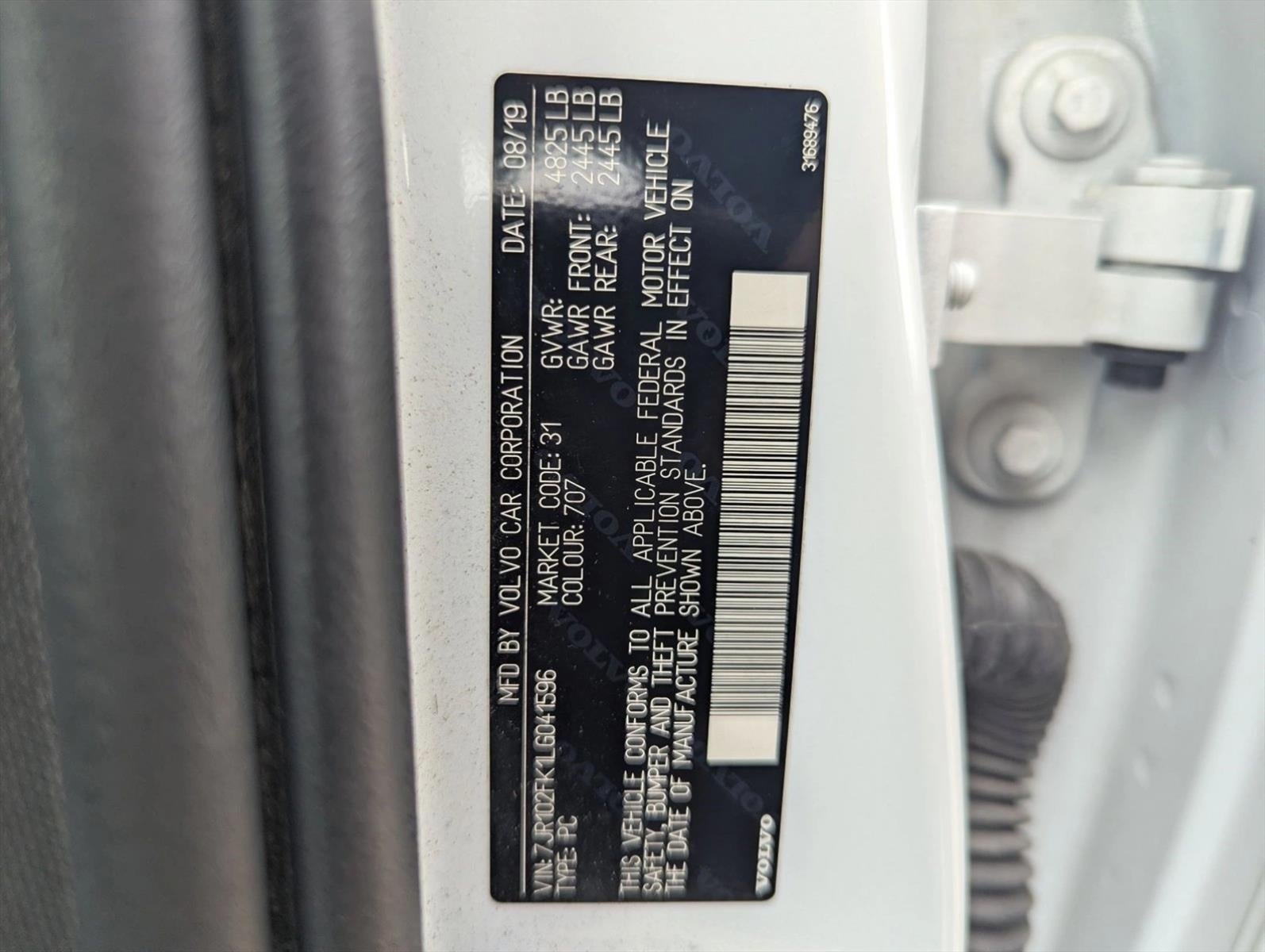 2020 Volvo S60 Momentum