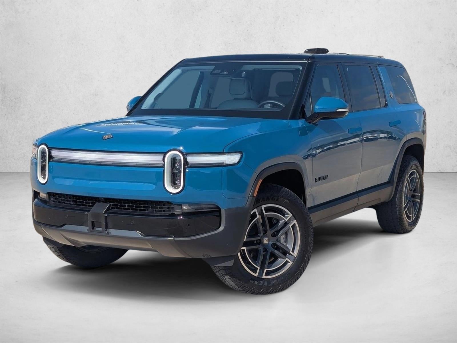 2025 RIVIAN R1S Adventure