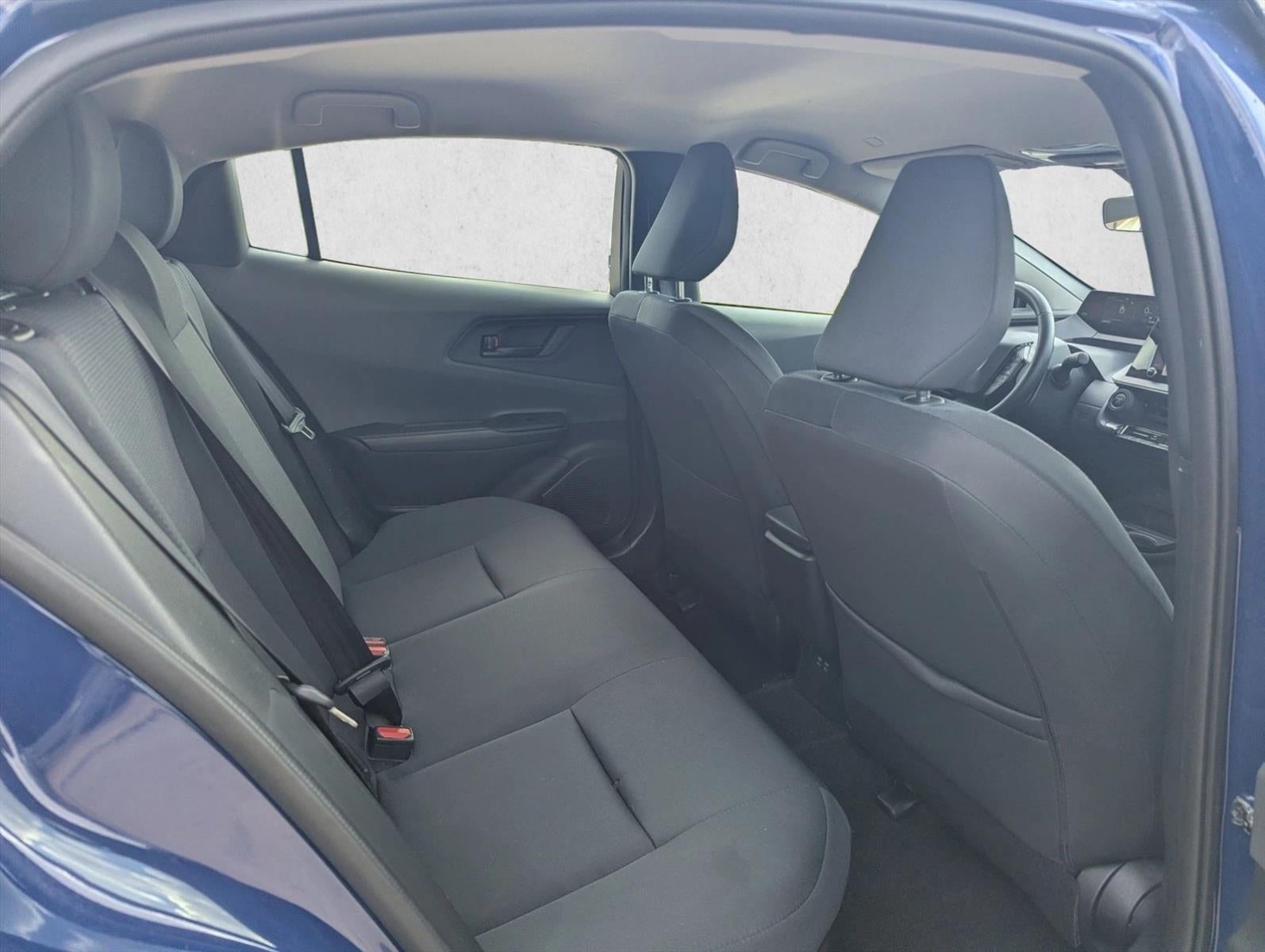 2025 Toyota Prius LE