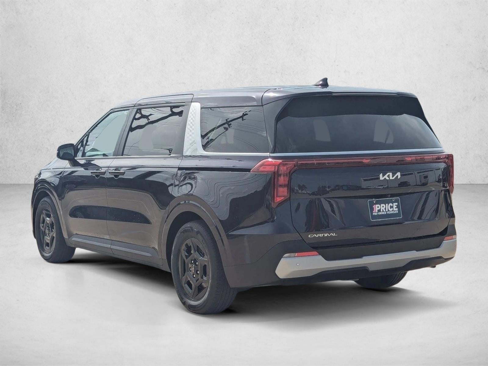 2026 Kia Carnival LXS