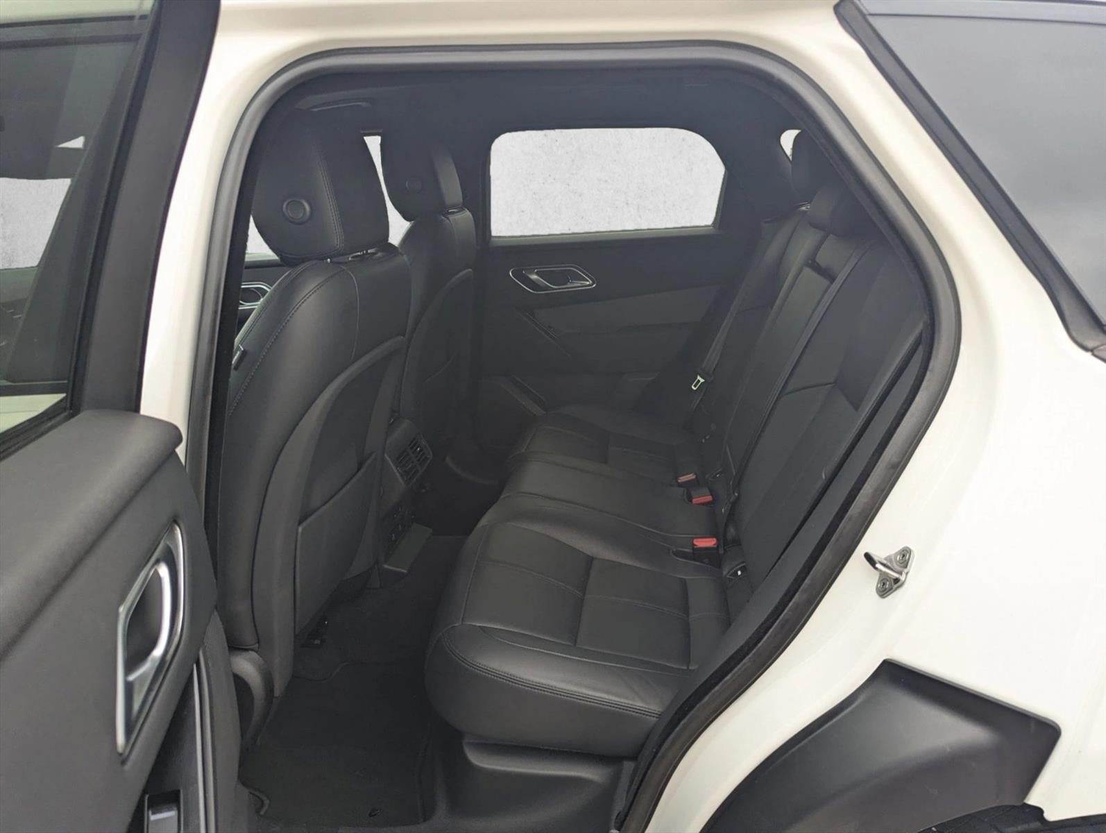 2025 Land Rover Range Rover Velar Dynamic SE