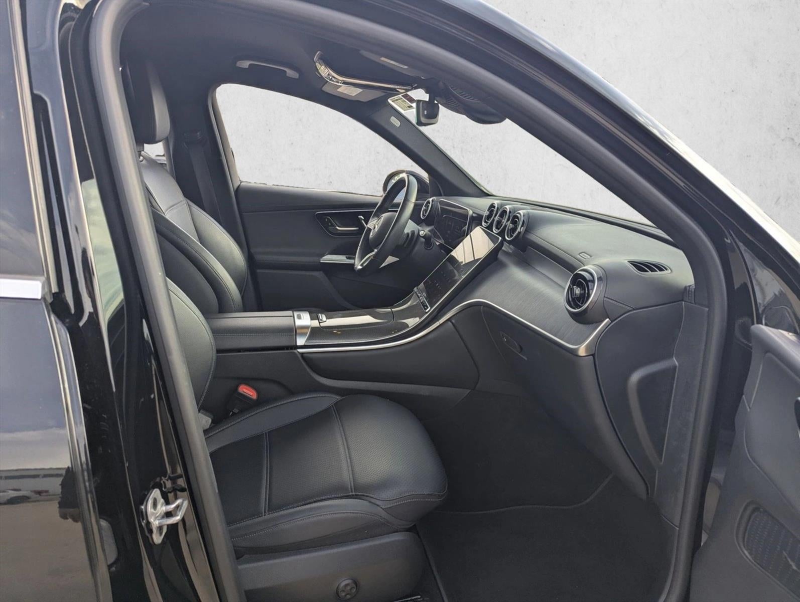 2024 Mercedes-Benz GLC GLC 300