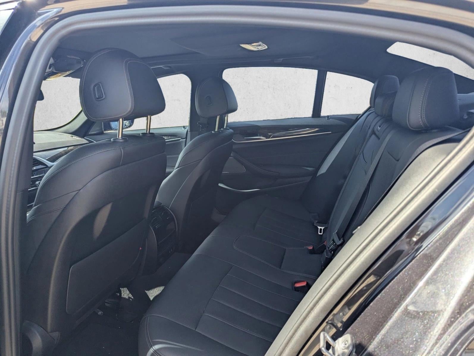 2023 BMW 530 i