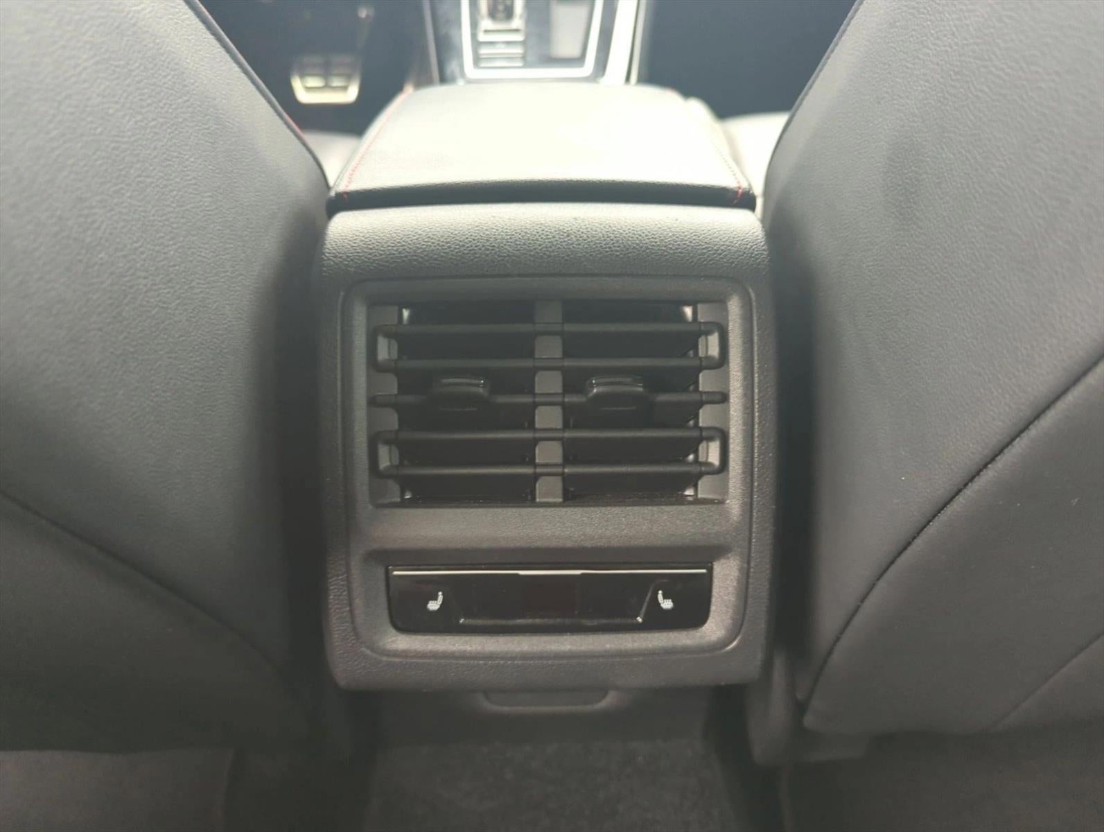 2023 Volkswagen Golf GTI 2.0T Autobahn