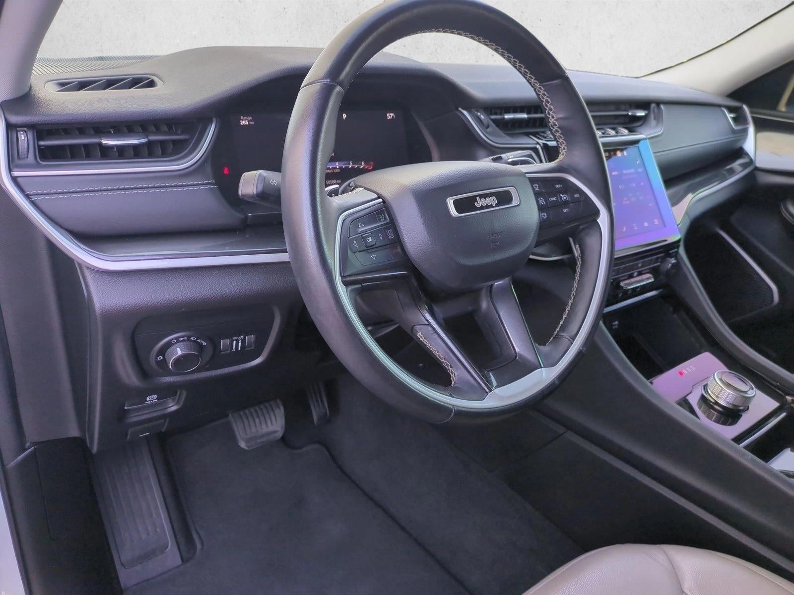 2022 Jeep Grand Cherokee Laredo 4x4