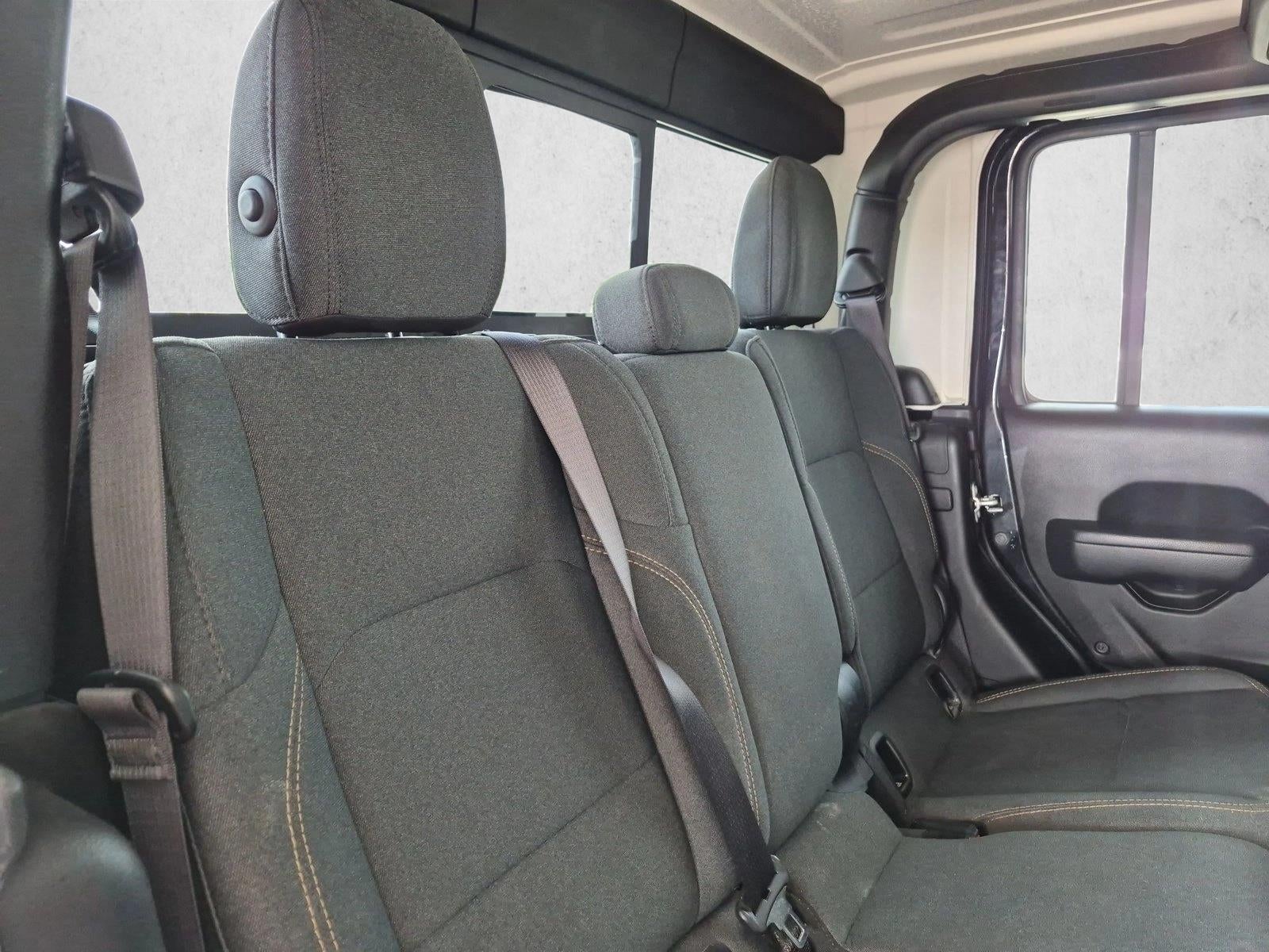 2024 Jeep Gladiator Willys 4x4