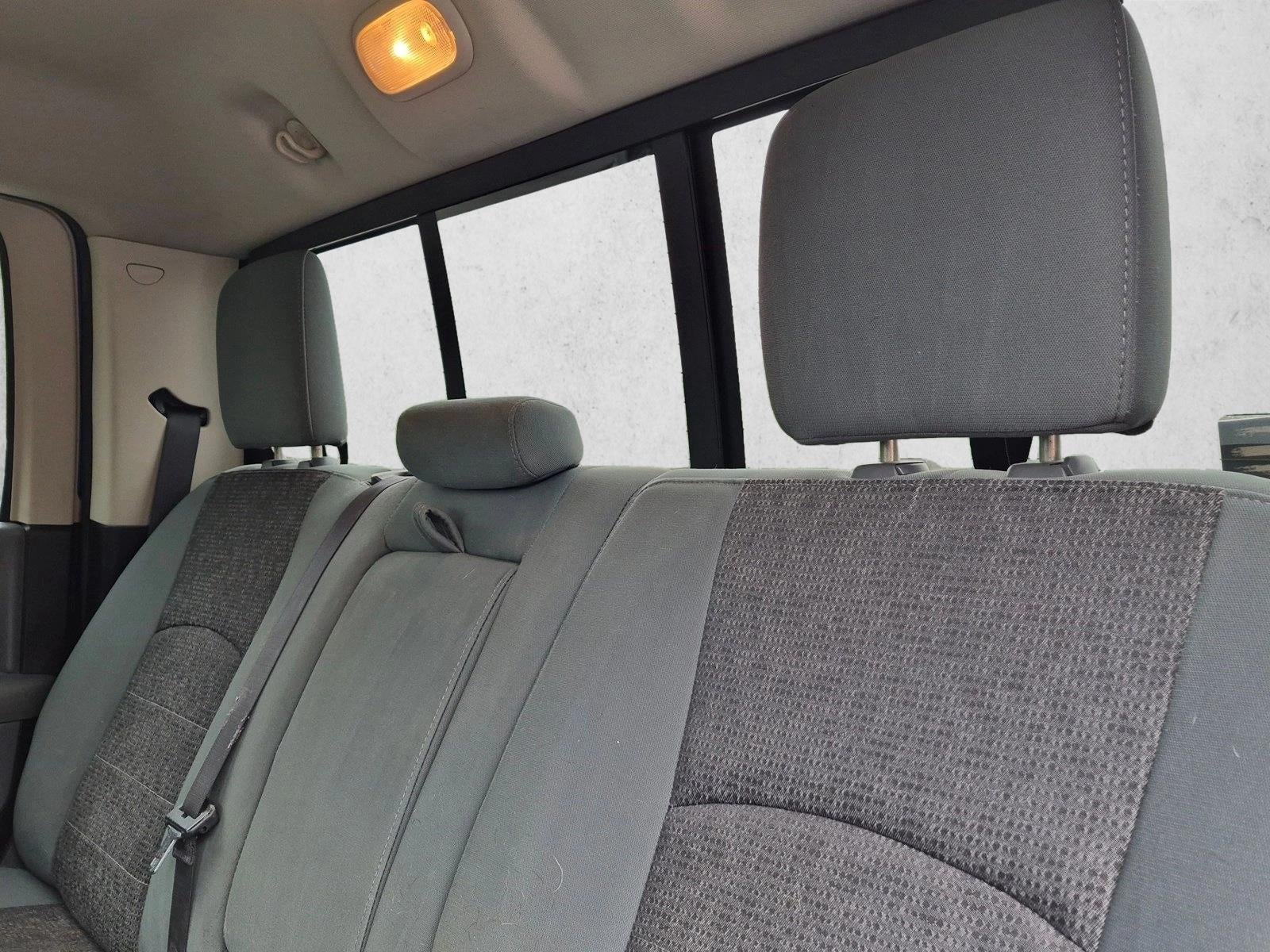 2015 RAM 1500 2WD Crew Cab 5.7 Ft Box Lone Star