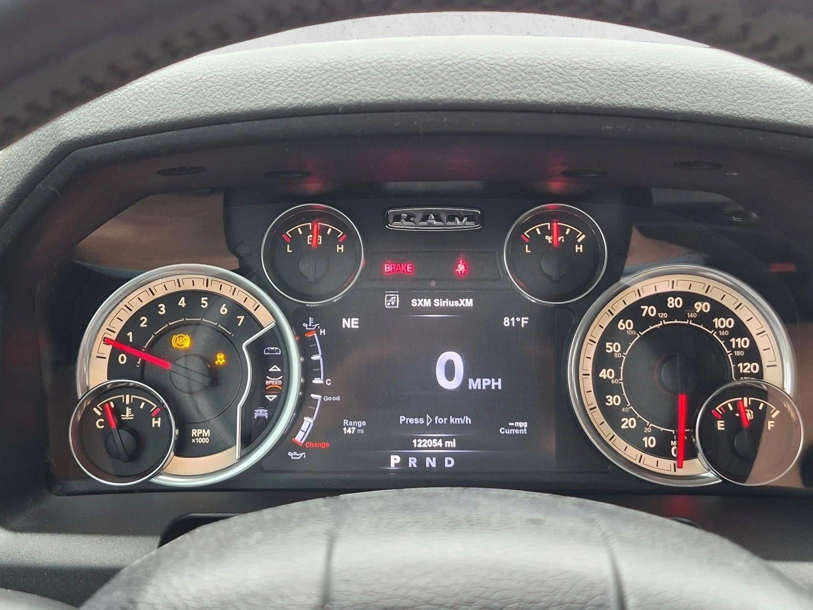 2015 RAM 1500 2WD Crew Cab 5.7 Ft Box Lone Star