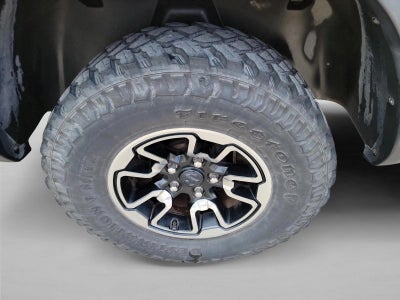 2015 RAM 1500 4WD Crew Cab 5.7 Ft Box Rebel