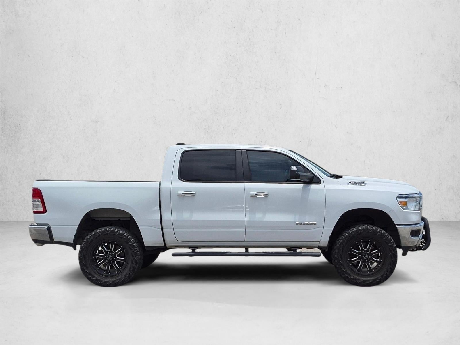 2020 RAM 1500 Lone Star 4x2 Crew Cab 5'7" Box