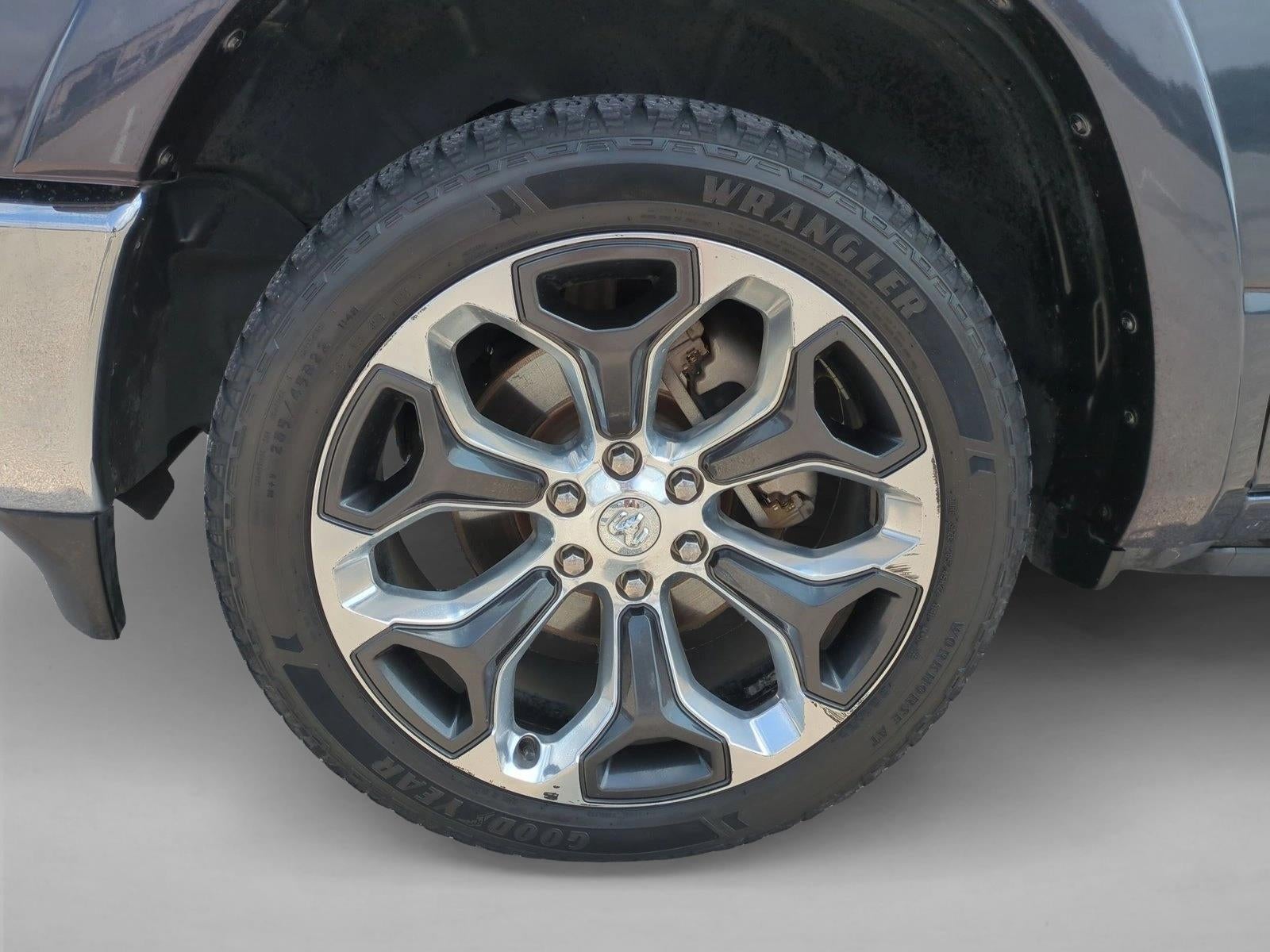 2019 RAM 1500 Limited 4x2 Crew Cab 5'7" Box