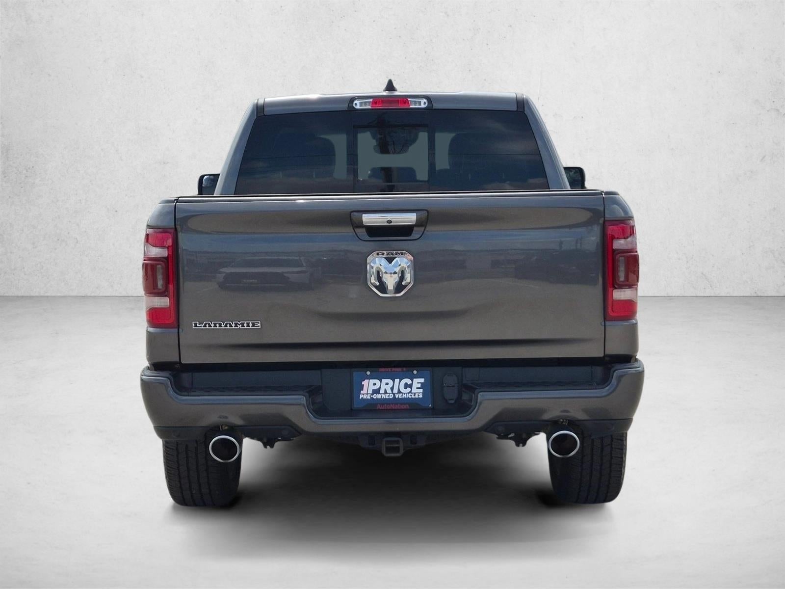 2022 RAM 1500 Laramie 4x2 Crew Cab 5'7" Box