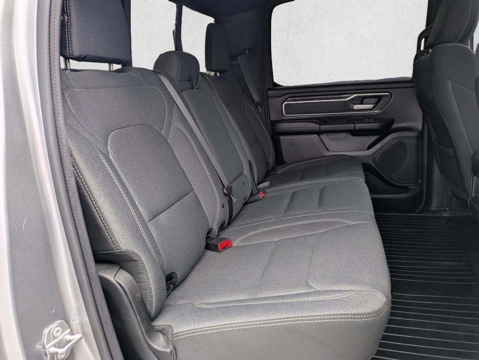 2022 RAM 1500 Lone Star 4x4 Crew Cab 5'7" Box